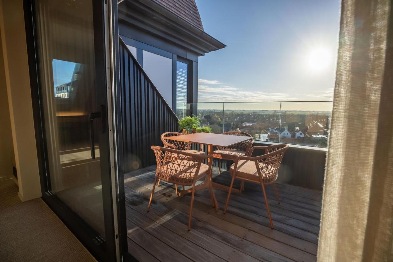 The Penthouse Nami, Branding, Ultra Luxurious Japanese Design Sea View * Cadzand