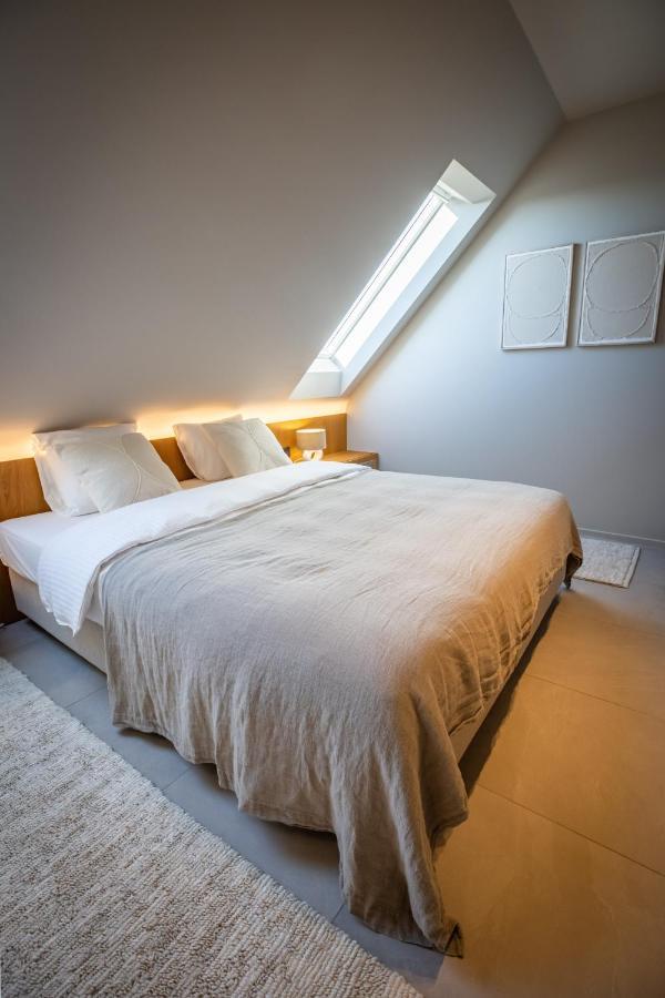 The Penthouse Nami, Branding, Ultra Luxurious Japanese Design Sea View * Cadzand
