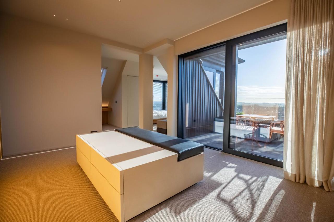 The Penthouse Nami, Branding, Ultra Luxurious Japanese Design Sea View * Cadzand