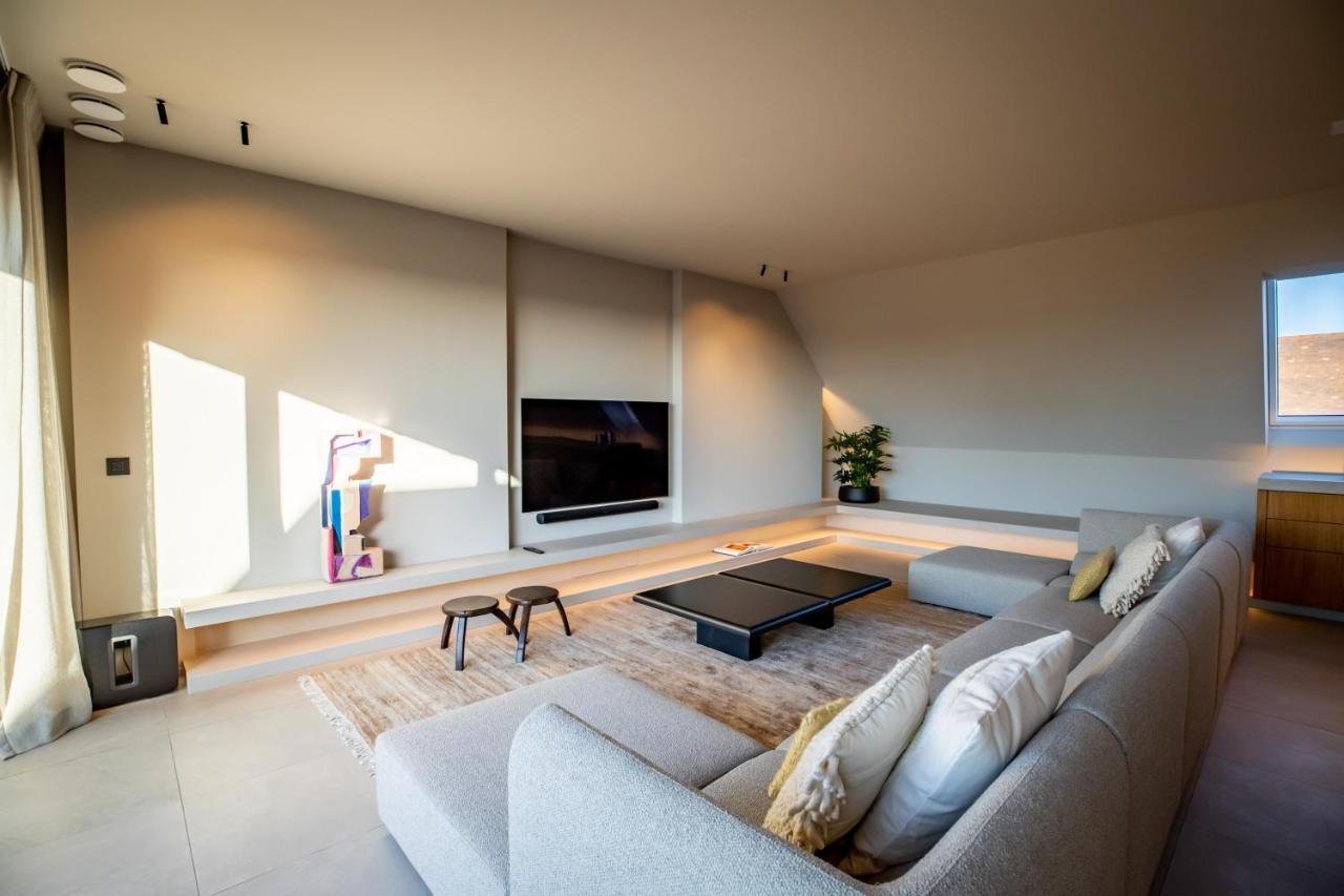 The Penthouse Nami, Branding, Ultra Luxurious Japanese Design Sea View * Cadzand